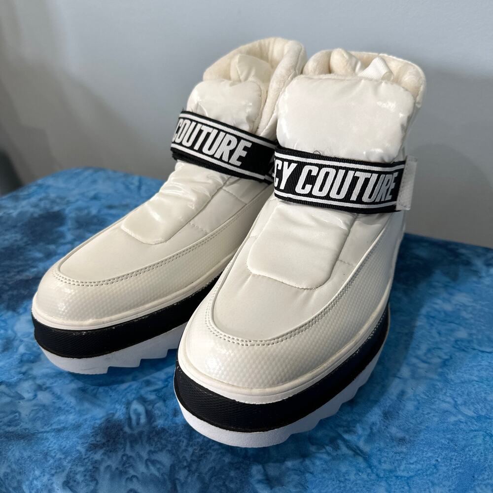 Juicy Couture Veronica Puffer Boot size 10